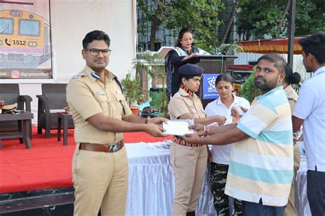 Mumbai GRP Recovers 1,018 Stolen Mobile Phones In Major Crackdown ...
