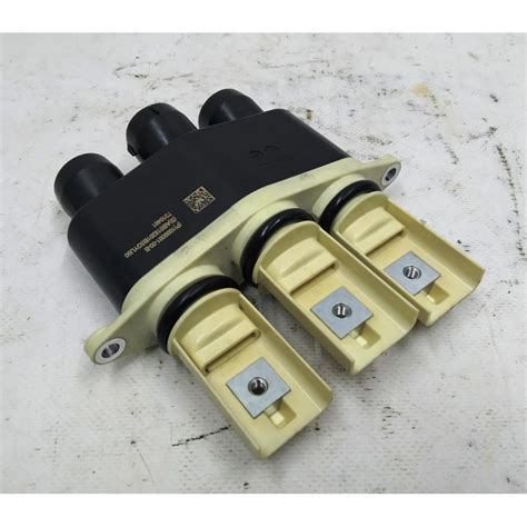 1099081 00 Tesla Modell Hochspannung des hinteren Motorreduzierers ...