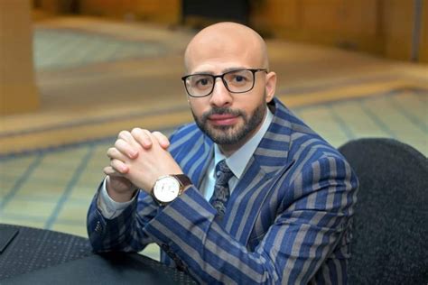 الصحفي «وليد فاروق» يقدم برنامج «عيار ٢٤» على «صدى البلد» – العالم اليوم
