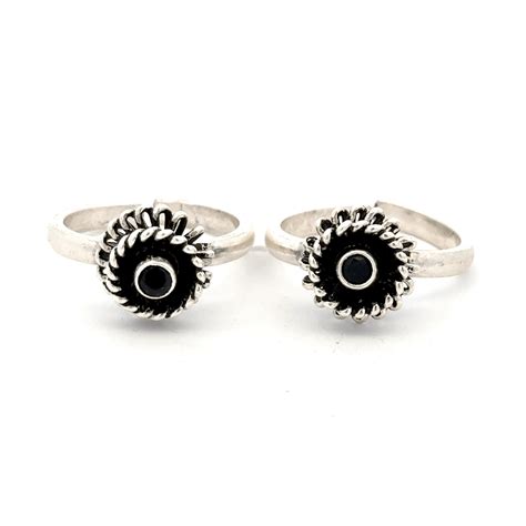 Antique Stone Toerings – Yaara Silvers