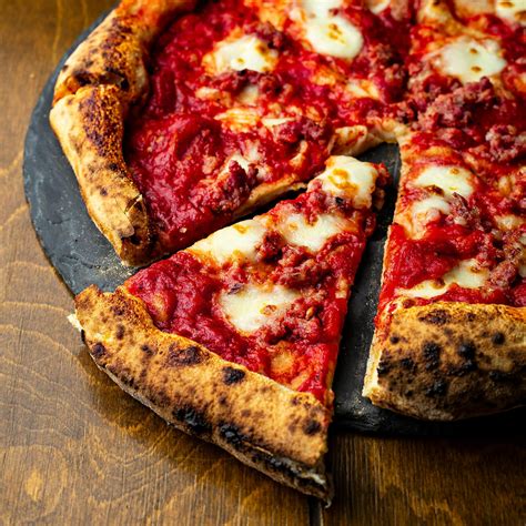 How is Neapolitan Pizza Different from Other Styles?