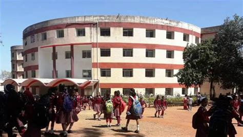 DAV JUNIOR PUBLIC SCHOOL, CANARY HILL ROAD