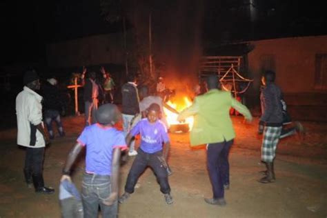 Machete-armed locals patrol cities after Beni massacre