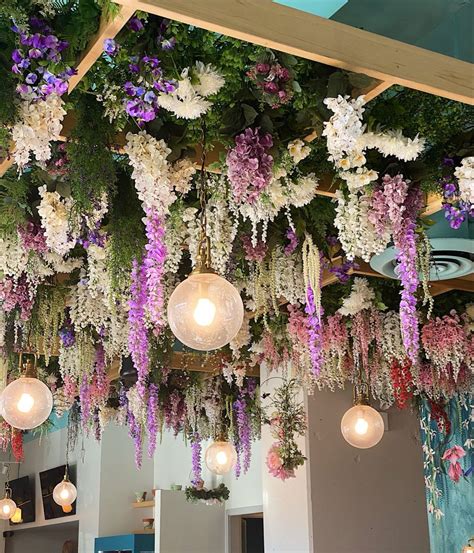 Flower Shop Ceiling Layout 的图像结果