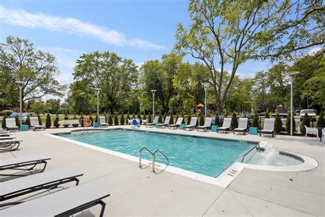 The Flats at Douglas | Apartments in Toledo, OH near UT