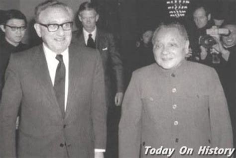 1989年11月7日美国前国务卿基辛格访华 - 历史上的今天