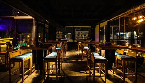 19 Pubs To Enjoy Nightlife in Hyderabad - lifeberrys.com