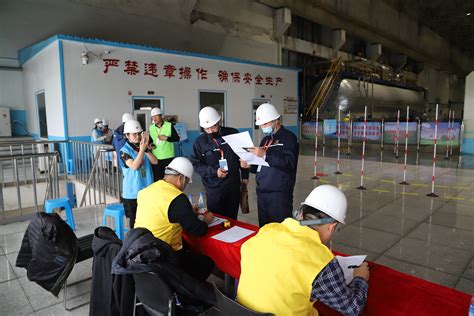 内蒙古举办起重装卸机械操作工、锅炉设备检修工职业技能比赛-中国质量新闻网