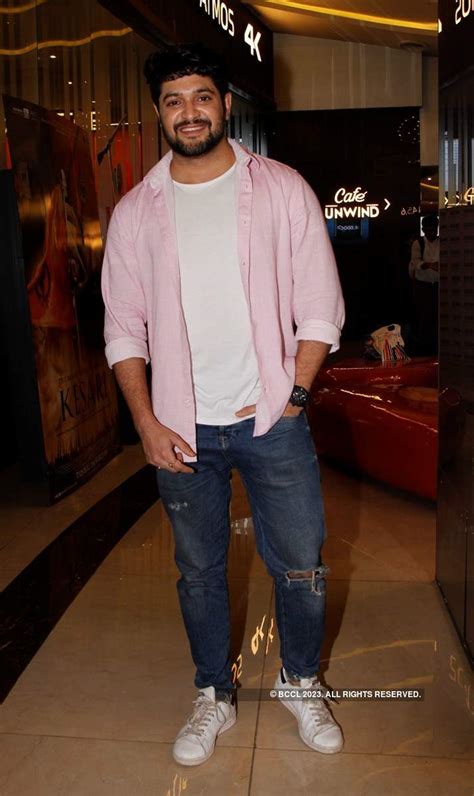 Sweater: Screening Movie Photos | Sweater: Screening Movie Stills ...