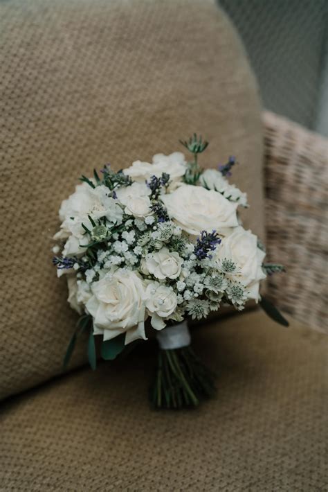Small wedding bouquets ideas 60 photos - Vianawedding.com