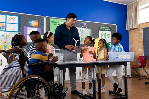 Inclusive classroom Images - Free Download on Freepik