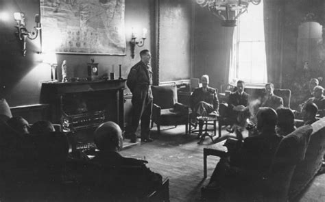 100 Years of Chatham House: A Century in the Service of Empire