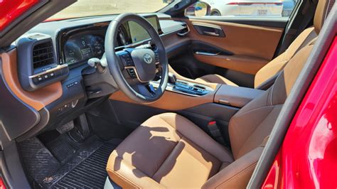 2025 Toyota Crown Signia: Lexus Luxury for Less Money?? - Car Confections
