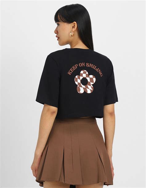 Keep On Smiling Black Graphic Printed Crop-Top – Juneberry