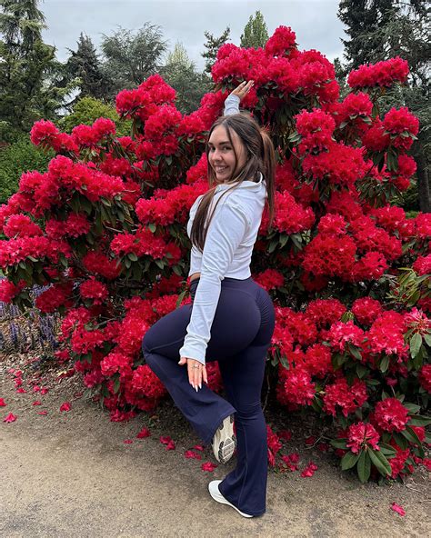 Abby Berner ♥︎ | Blue Razz💙 @ryse_supps Code: Abby | Instagram