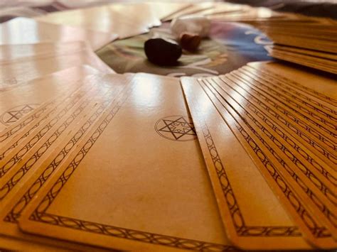 How to Read Tarot - Beginners Level - A Hands On & Learning Environment ...