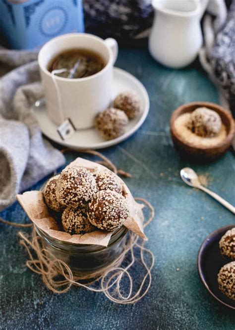 Sugar Plums Recipe - How To Make Authentic Sugarplum Candy