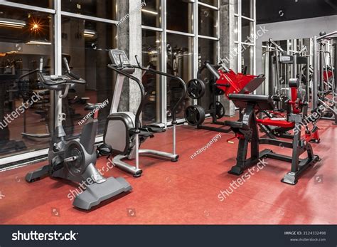 Empty Exercise Room 的图像结果
