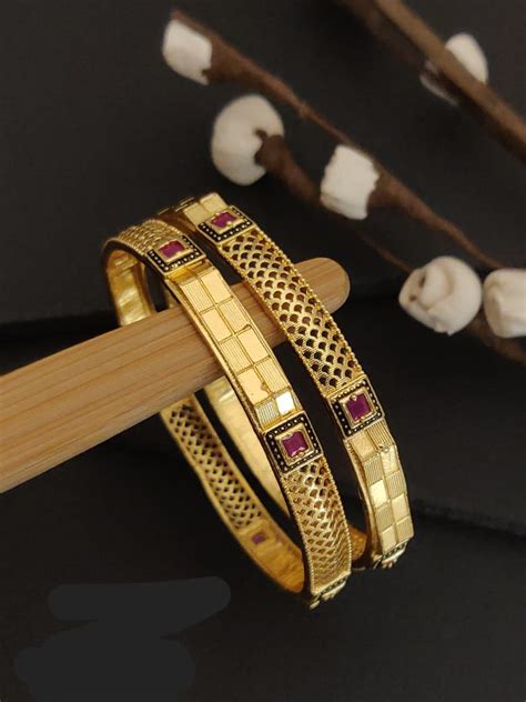 Exotica Collection Gold Plated Pota Stone Bangles Set – JewelEMarket