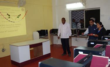 English Language Laboratory