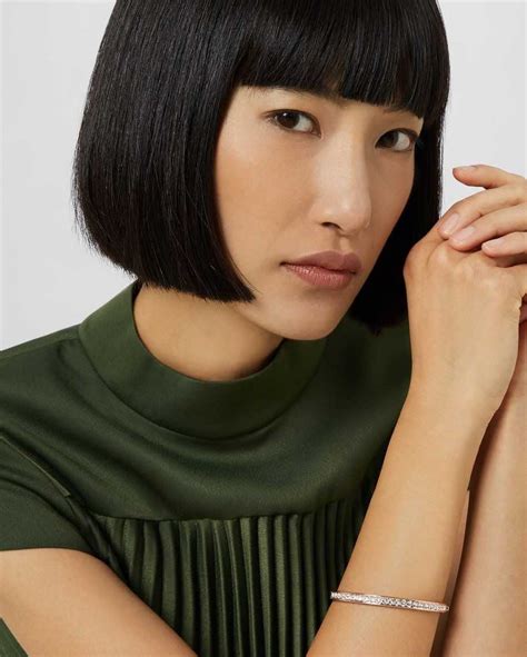 Ted Baker Clemara Swarovski Crystal Bangle India Online - Clear Womens ...