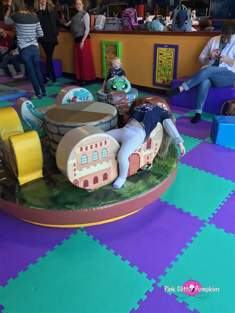 Embarrsing Spring Break 2019 的图像结果