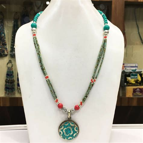 Thai Traditional Jewelry: Exquisite Craftsmanship & Designs