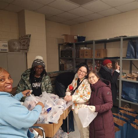 Radloff Middle School | Parents working hard in Parent English classes ...