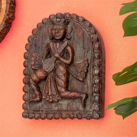 Musician Wooden Wall Panel – The Advitya