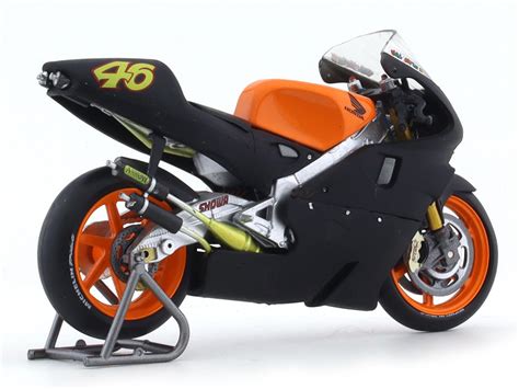 1999 Honda NSR 500 #46 Valentino Rossi 1:18 Leo Models diecast scale ...