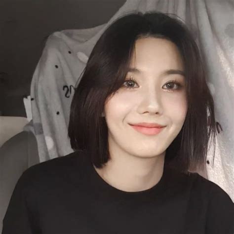 ʕ ᴥ ʔ ☆ﾐ | Shot hair styles, Short hair styles, Hair icon