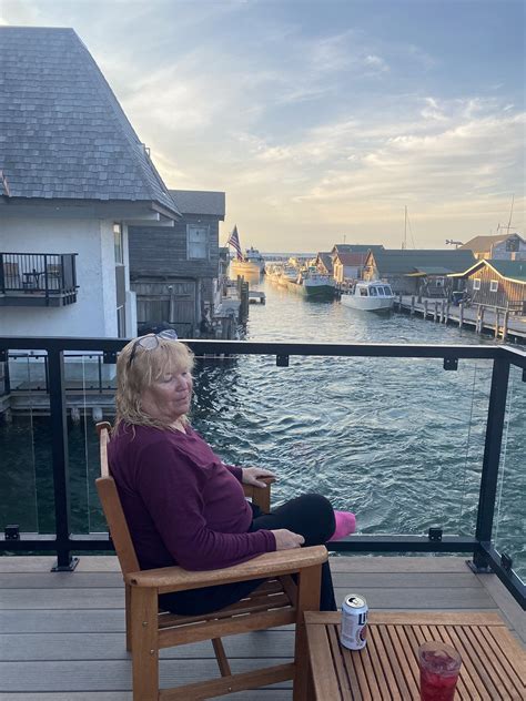 FALLING WATERS LODGE - Prices & Hotel Reviews (Leland, MI)