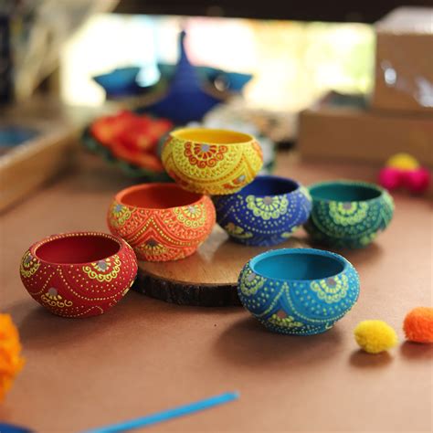Hand painted diyas – Samskara Home