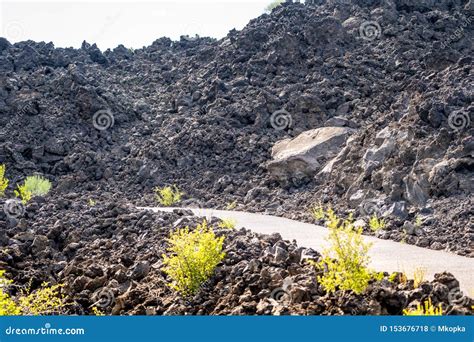 Trail To Lava Butte on the Trail of Molten Lands in Newberry National ...