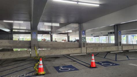 Student under arrest by Nutwood parking structure? : r/csuf