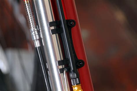 Review: Lezyne Micro Floor Drive HVG Pump With Gauge | road.cc