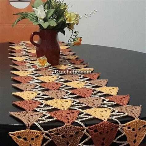 Crochet Table Runner Free Instructions 的图像结果