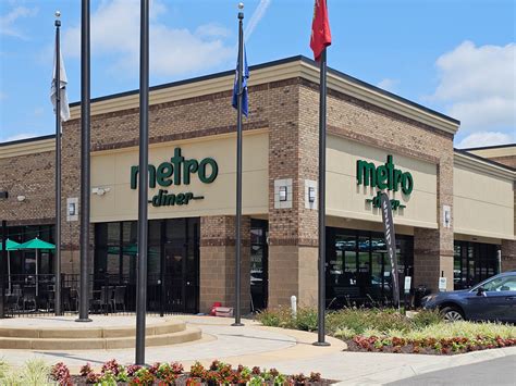 Head to Metro Diner for Comfort Food You'll Love - Exploring Knoxville