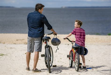 Love at the Shore - About | Hallmark Channel