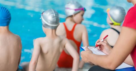 Free Swim Lessons 的图像结果