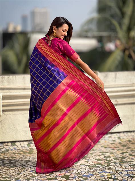 Violet Soft Silk Checks Traditional Zari Contrast Woven Saree – Elite ...