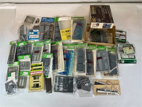 2-123 Nゲージ キット ストラクチャー まとめ売り 電柱 商店 舗道セット 住宅 道路標識セット 他 同梱不可(ajc) おもちゃ、ゲーム