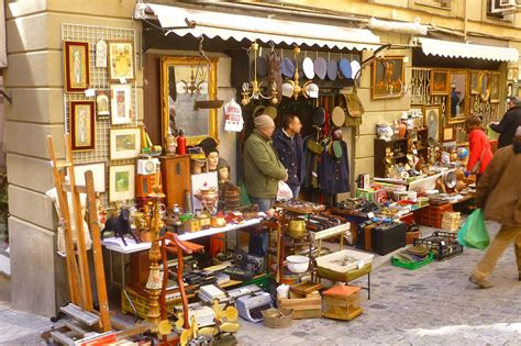 El Rastro Flea Market in Madrid - Explore a Popular Weekly Open-Air ...