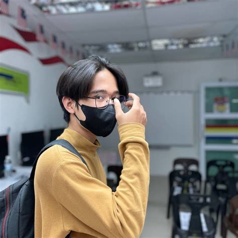 Osama - Reading teacher - ₹196/h