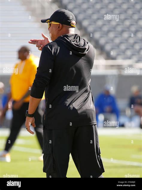 November 23, 2024: Hines Ward before the NCAA football game between the ...