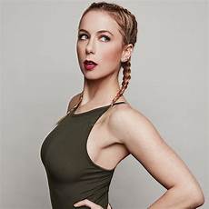 Iliza Shlesinger Bio by Who Is Stand Up Comedian Iliza Shlesinger Bio Fiance Iliza Shlesinger Bio