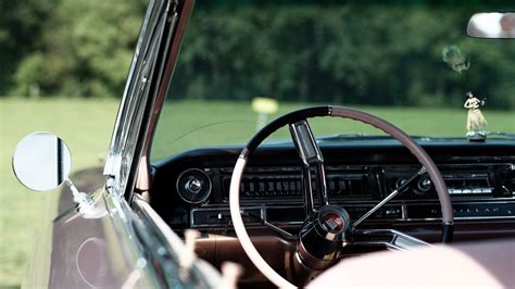 Download wallpaper 3840x2160 cadillac, car, steering wheel, retro ...
