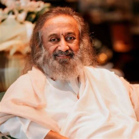 10 quotes from Gurudev Sri Sri Ravi Shankar that will uplift your spirit