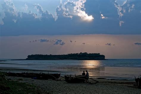 Top Beach Places to Visit in India from Delhi | Trip Ideas by MakeMyTrip