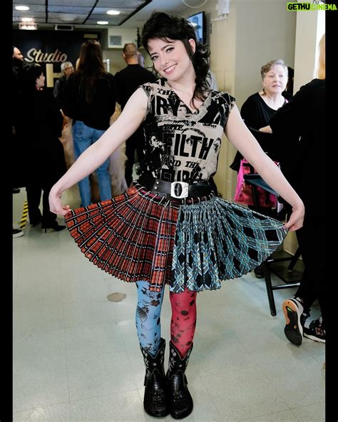 Sarah Sherman Wiki, Biography, Age, Gallery, Spouse and more